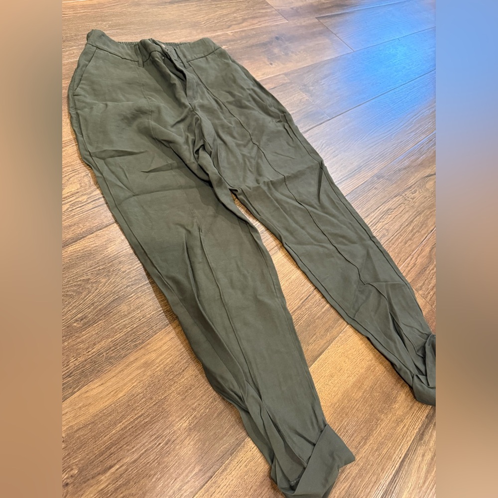 a new day Women's Olive Trousers
